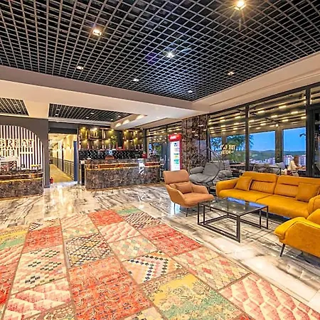 酒店 The Great Airport